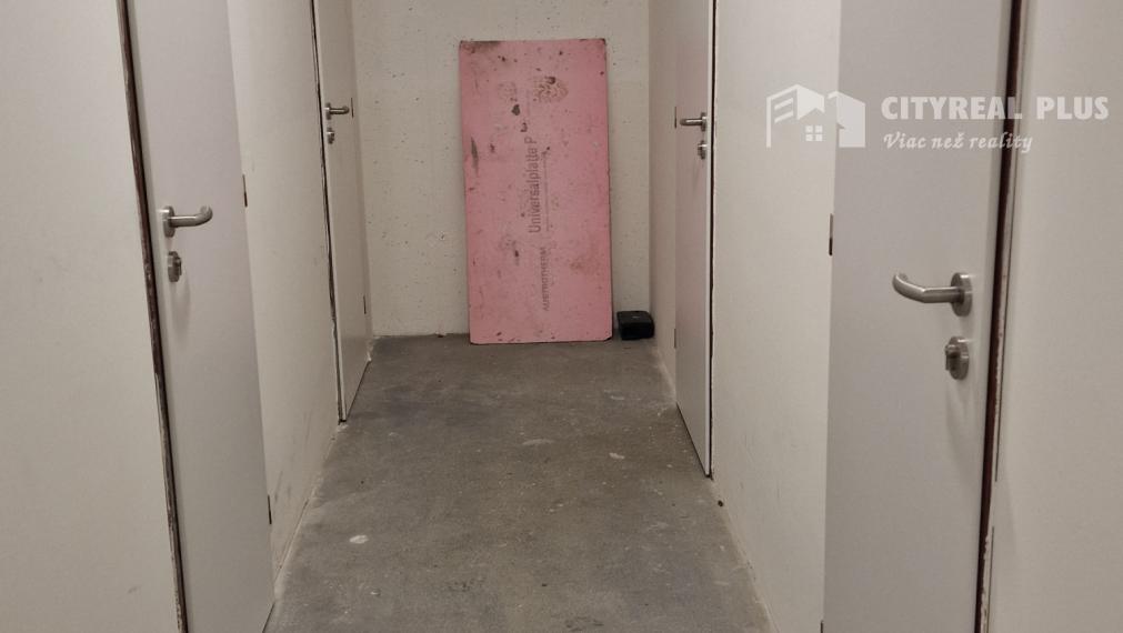 NA PRENÁJOM LUXUSNÝ 3 IZBOVÝ BYT SOHO NOVÉ ZÁMKY