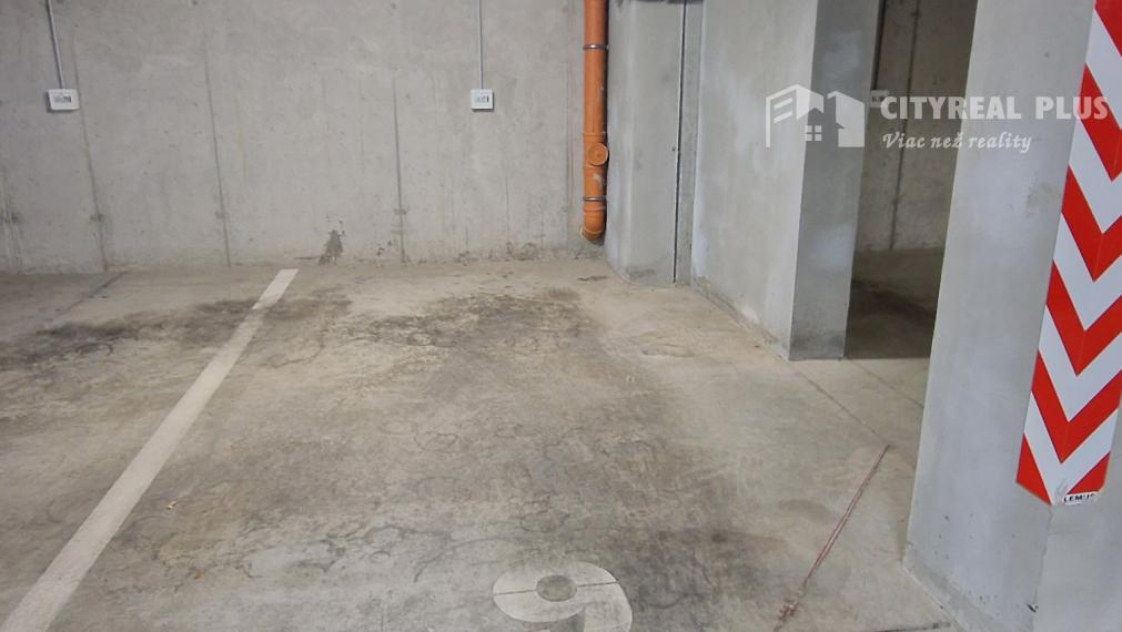 NA PRENÁJOM LUXUSNÝ 3 IZBOVÝ BYT SOHO NOVÉ ZÁMKY