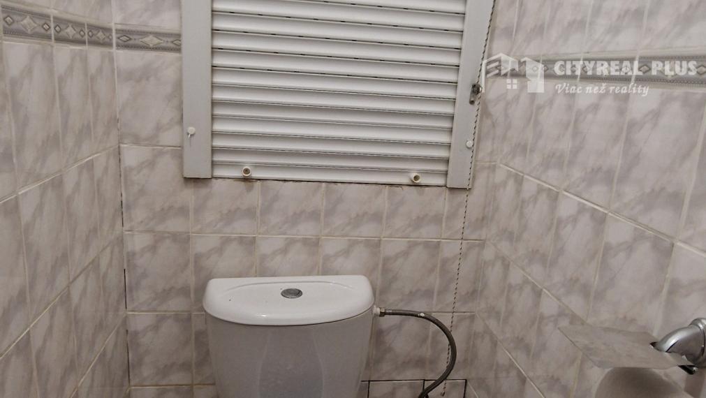 Ponúkam na prenájom 2 izbový byt na ulici Ľ.Štúra Nové Zámky