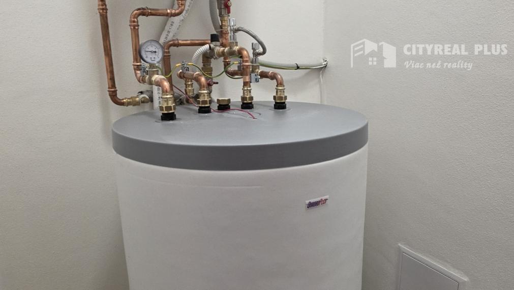 TOPP PONUKA !Ponúkam na predaj rodinný dom v radovej zástavbe v meste Kolárovo