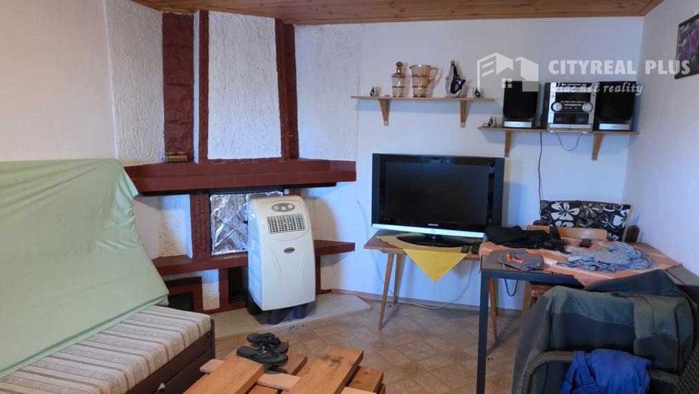 Predám chatu s kúpeľňou na Zúgove Nové Zámky