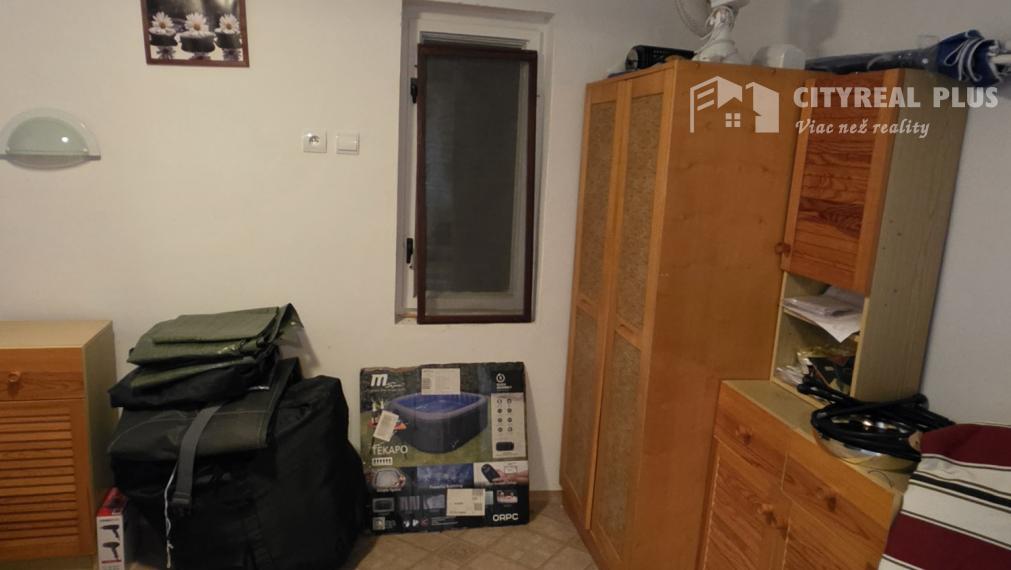 Predám chatu s kúpeľňou na Zúgove Nové Zámky