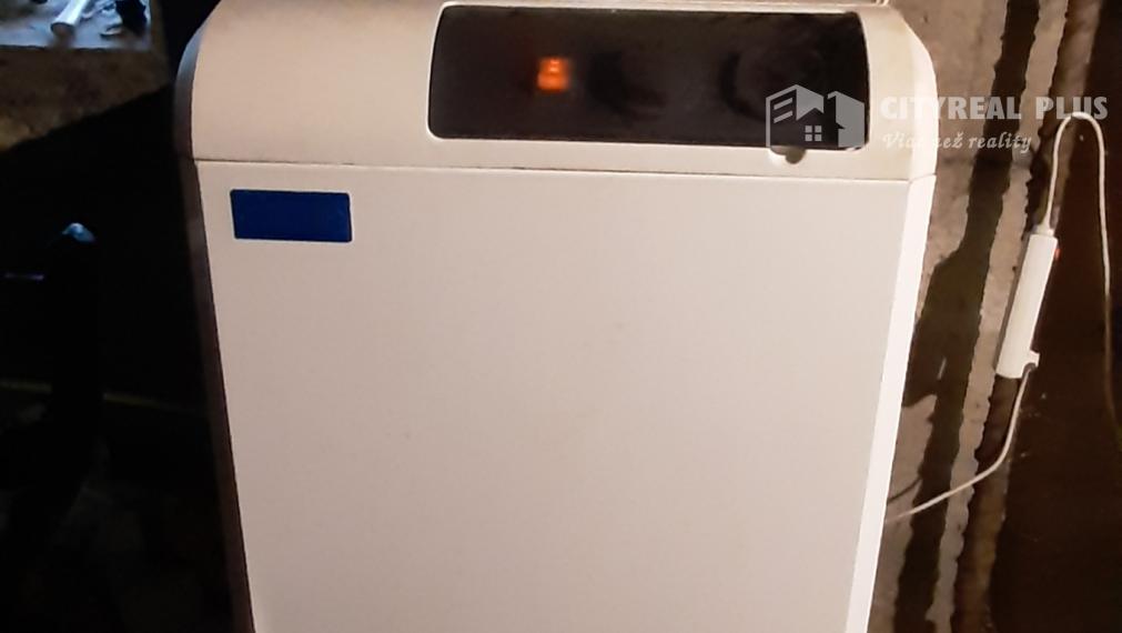 Predám poschodový Rodinný dom v obci Tvrdošovce