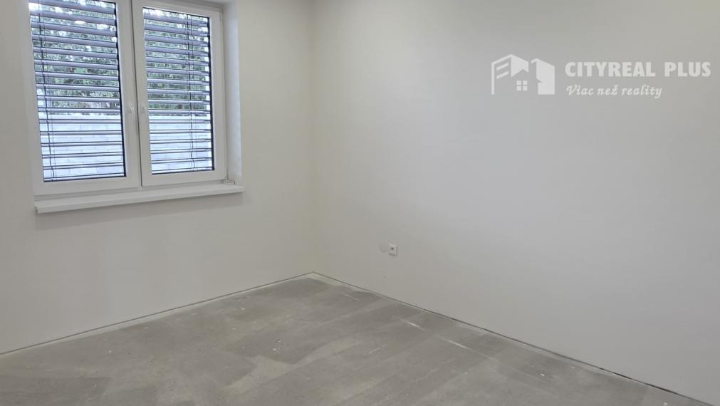 Na predaj 4 izbová moderná novostavba len 15 km od Komárna