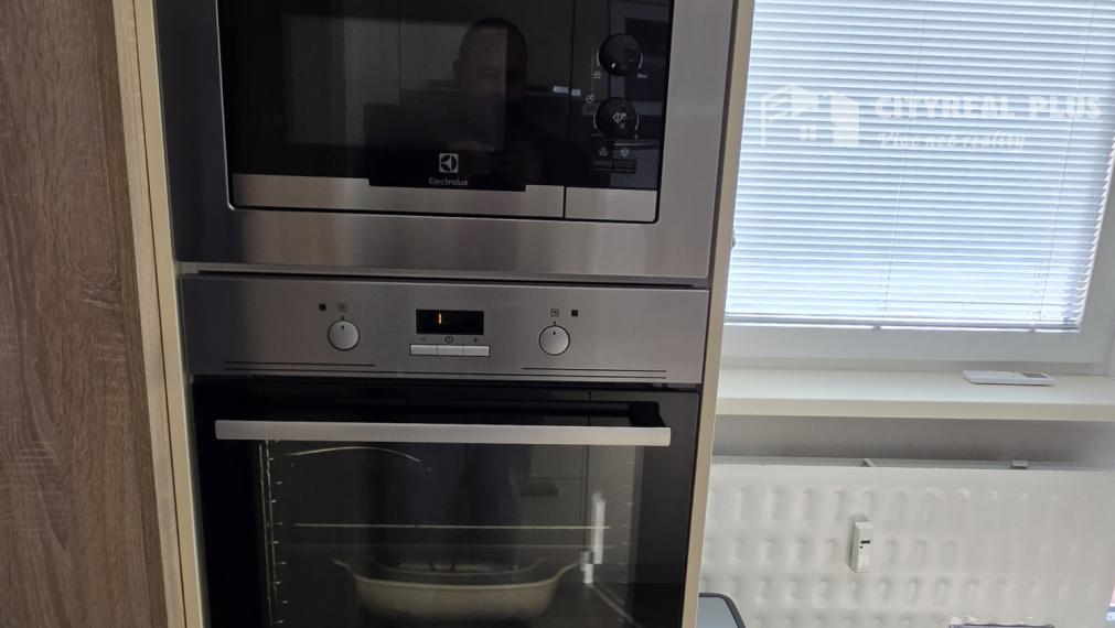 Predám veľký prerobený 2 izbový byt s 2 balkónmi Nábrežná NZ