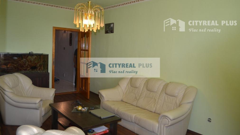 EXKLUZÍVNE !!! Predaj 3 izbový prerobený byt Nábrežná NZ