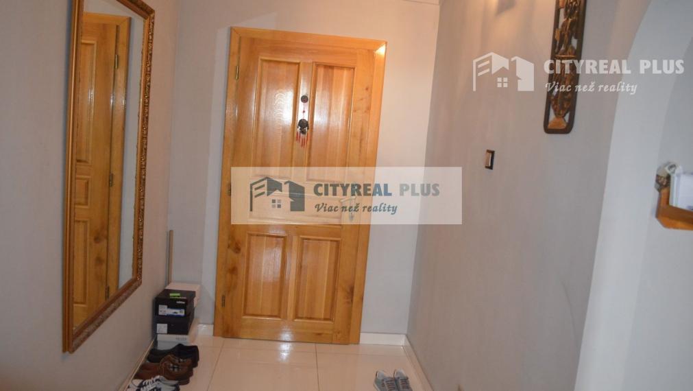 EXKLUZÍVNE !!! Predaj 3 izbový prerobený byt Nábrežná NZ