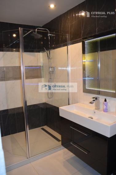 EXKLUZÍVNE !!! Predaj 3 izbový prerobený byt Nábrežná NZ