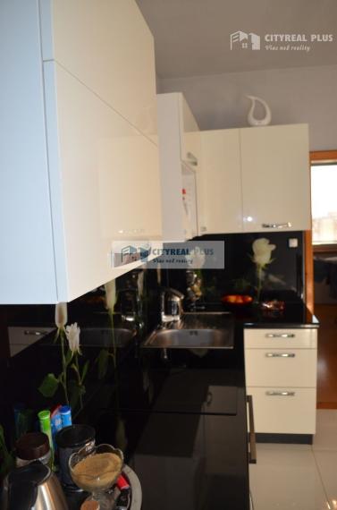 EXKLUZÍVNE !!! Predaj 3 izbový prerobený byt Nábrežná NZ