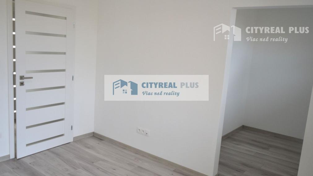 Predám nadštandardnú  4 izbovú NOVOSTVBU rodinného domu  Nitra