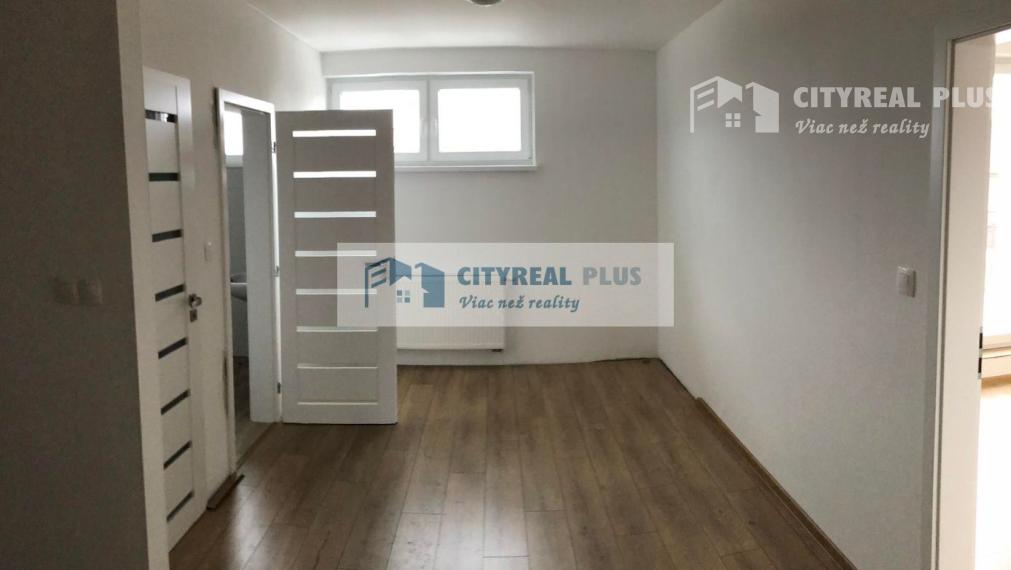 Na predaj  4- izbová novostavba len 10 km od NZ