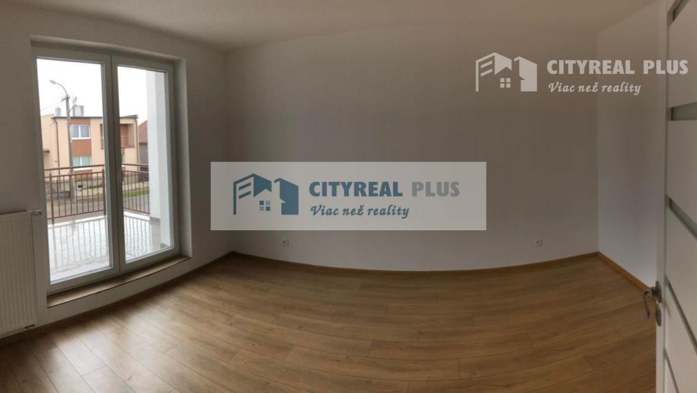 Na predaj  4- izbová novostavba len 10 km od NZ