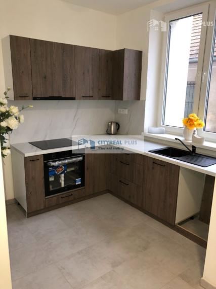 Predám prerobený 1-izbový byt Dvory nad Žitavou