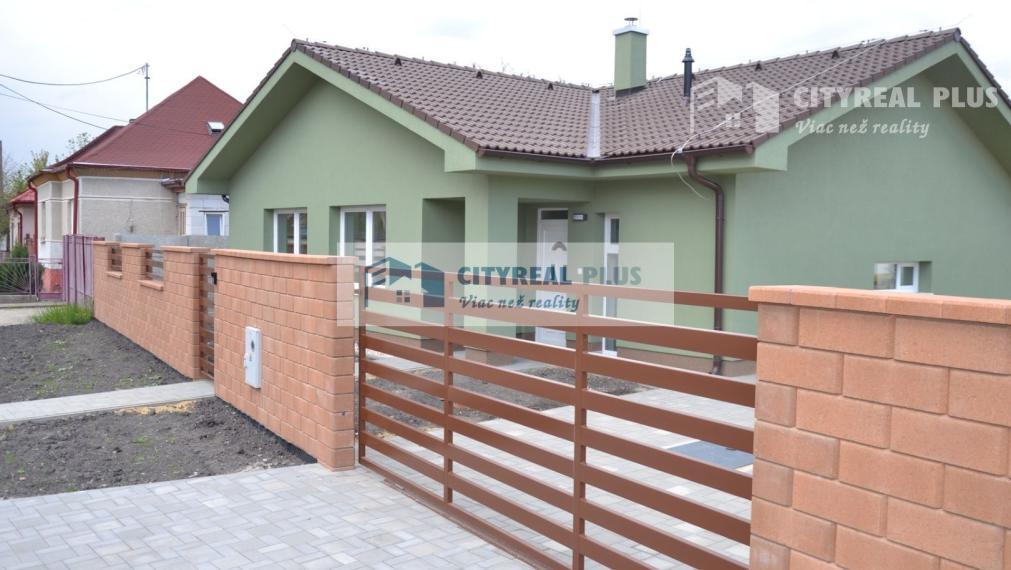 Predám novostavbu 4 izbového rodinného domu Palárikovo