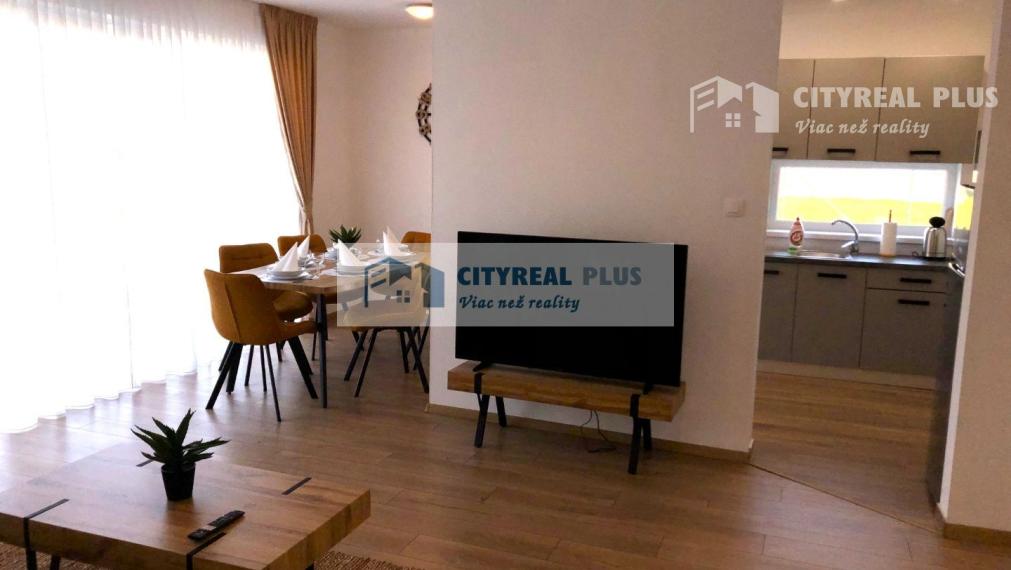 Predám novostavbu 4 izbového rodinného domu Palárikovo