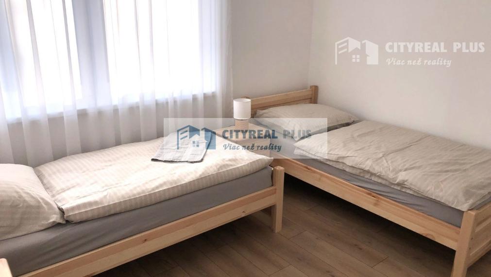 Predám novostavbu 4 izbového rodinného domu Palárikovo