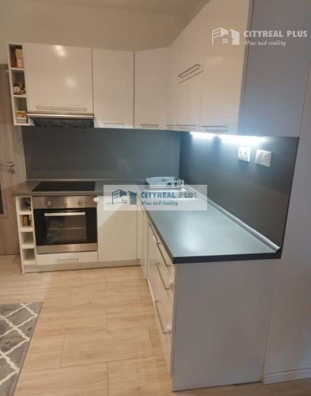 ZNÍŽENÁ CENA!!! Predám 3-izbový rodinný dom Šurany