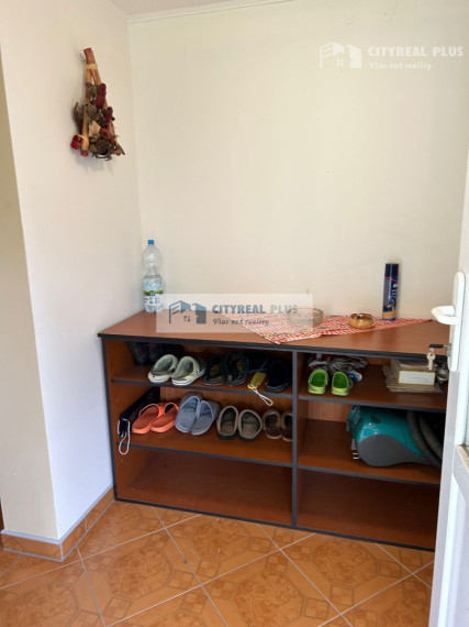 Znížená CENA !!§Ponúkam Vám na predaj zrekonštruovanú Chatu na celoročné bývanie