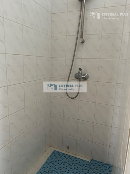 Znížená CENA !!§Ponúkam Vám na predaj zrekonštruovanú Chatu na celoročné bývanie