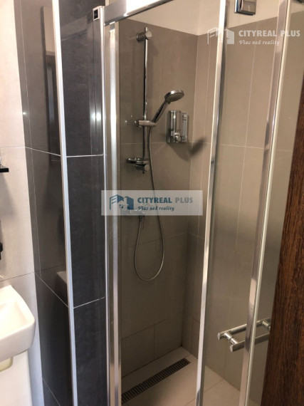 Predám krásny 2-izbový apartmán v novostavbe Podhájska