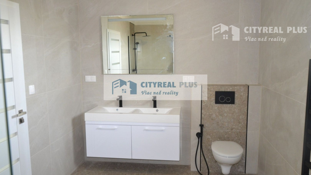 Na predaj nadštandardná  novostavba 4-izbového rodinného domu  v obci Lužianky