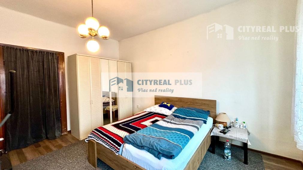 Výrazne znížená cena!!!Ponúkame Vám na predaj dom v Nových Zámkoch!!!