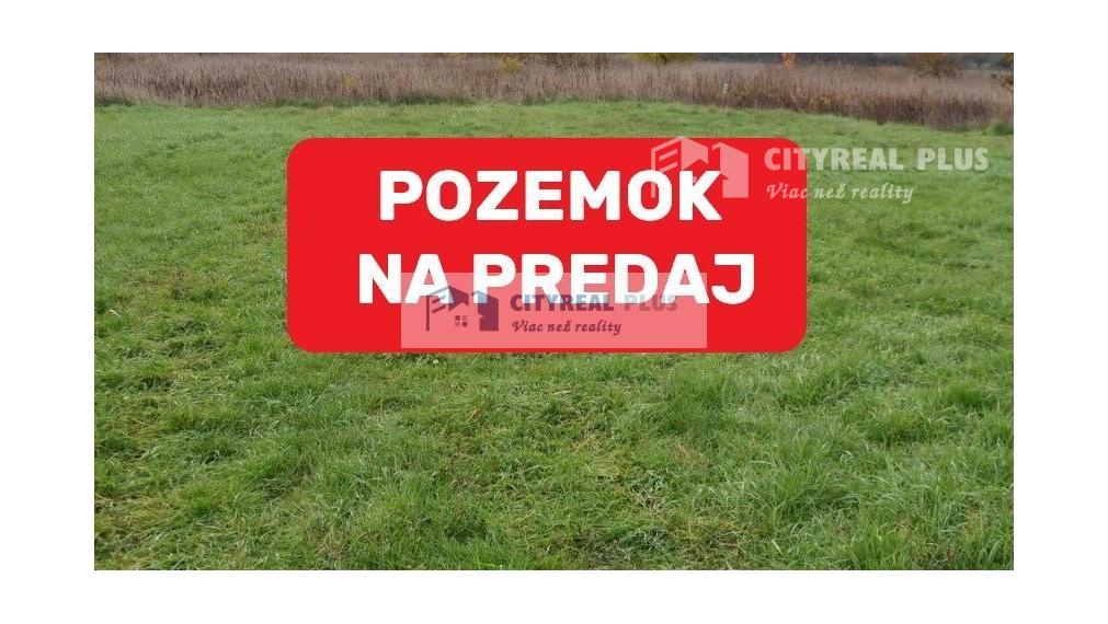 Predám investičné pozemky vo výbornej lokalite 4095m2, Šurany