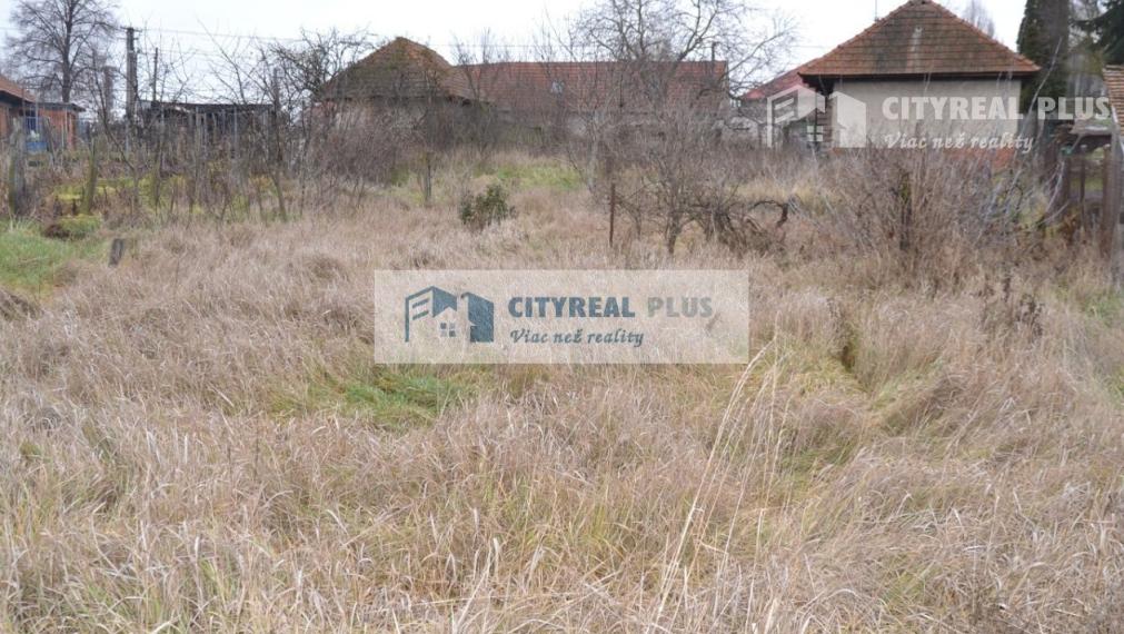Predám stavebný pozemok Úľany nad Žitavou