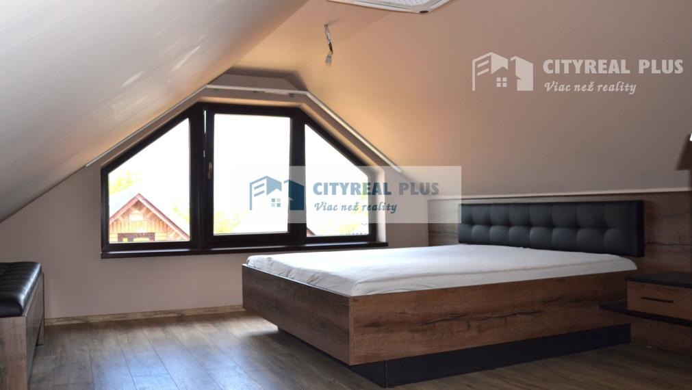 Na prenájom objekt so šiestimi chatkami Podhájska