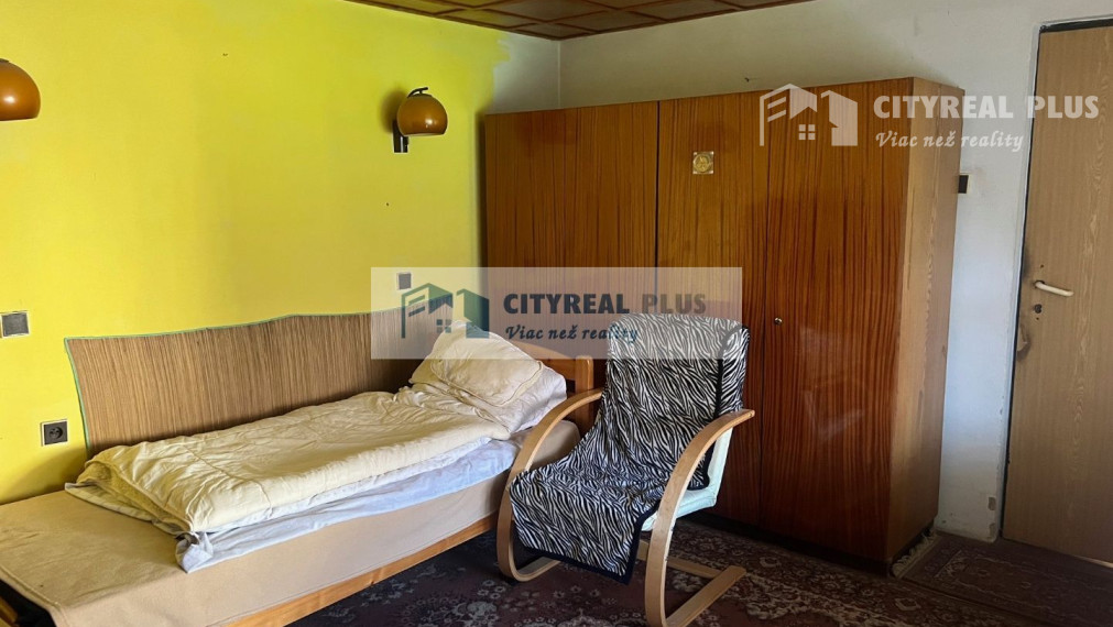 Na predaj dvojgeneračný rodinný dom s pekným pozemkom Andovce