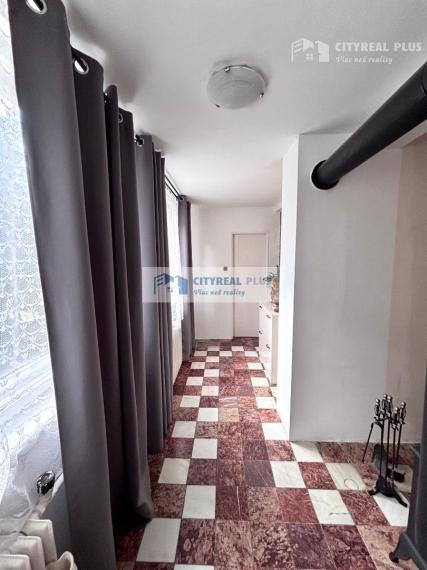 Ponúkame Vám na predaj 5 izbový rodinný dom v Hurbanove.