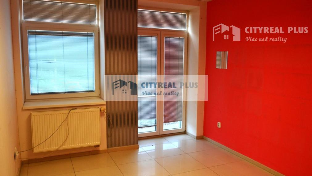 Prenájom kancelárskych priestorov v centre mesta Nové Zámky