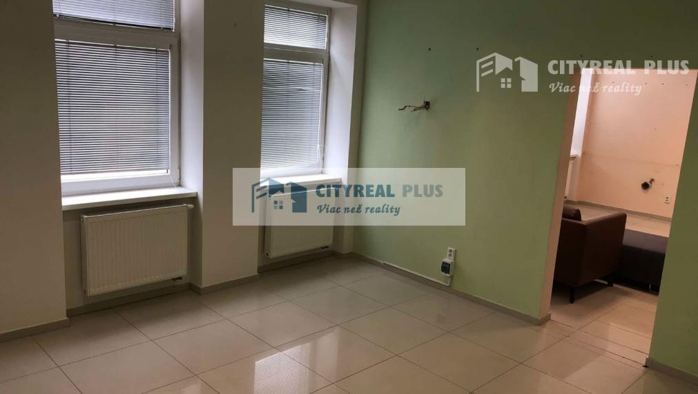 Prenájom kancelárskych priestorov v centre mesta Nové Zámky