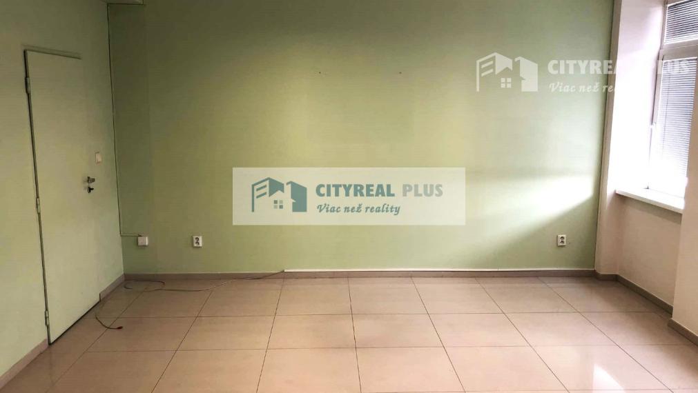 Prenájom kancelárskych priestorov v centre mesta Nové Zámky