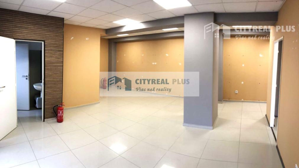 Na prenájom obchodné priestory v centre mesta Nové Zámky