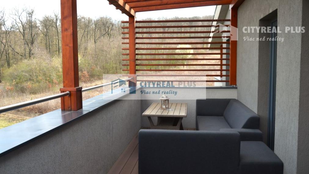 Na predaj nadštandardné apartmány s krásnym výhľadom v obci Podhájska