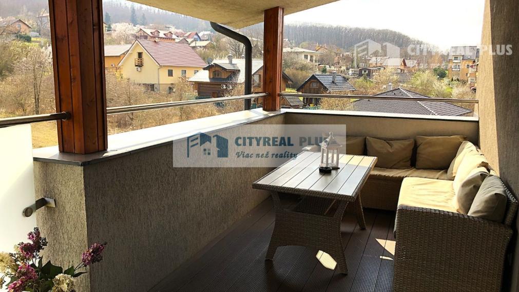 Na predaj nadštandardné apartmány s krásnym výhľadom v obci Podhájska