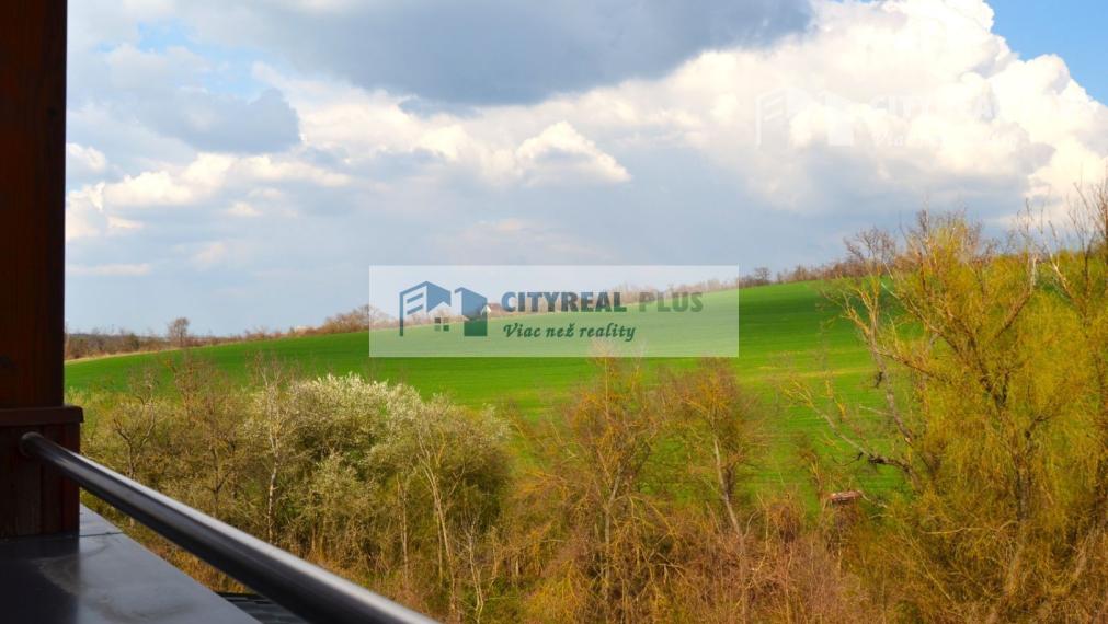 Na predaj nadštandardné apartmány s krásnym výhľadom v obci Podhájska