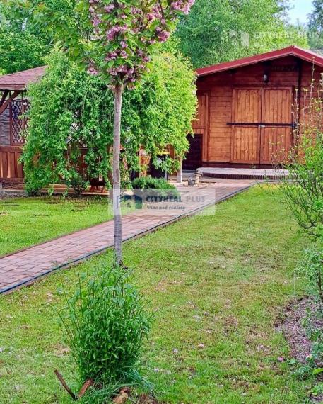 Znížená cena! Ponúkame Vám na predaj kompletne zariadenú chatku v Nových Zámkoch!