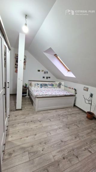 Predám zrekonštruovaný 4 izbový RODINNÝ DOM Nové Zámky