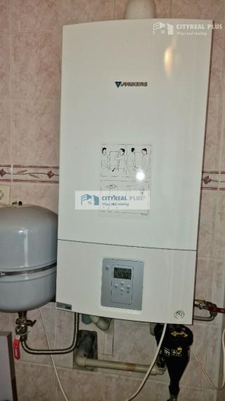 Predám zrekonštruovaný 4 izbový RODINNÝ DOM Nové Zámky