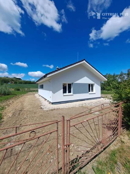 Na predaj: 3-izbová novostavba rodinného domu – obec Čechy