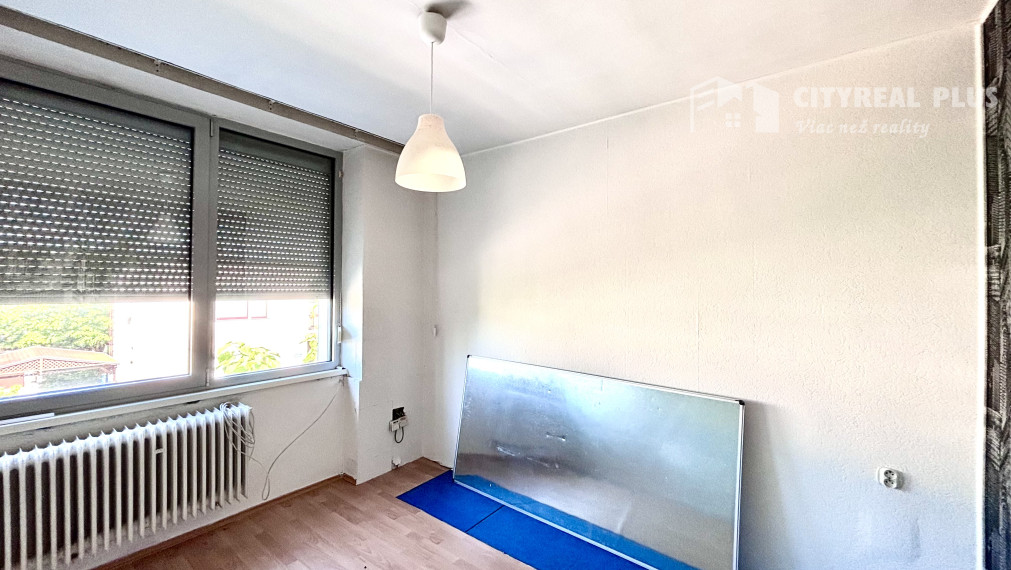 Ponúkame Vám na predaj 7 izbový rodinný dom v tichej a lukratívnej lokalite v Nových Zámkoch!