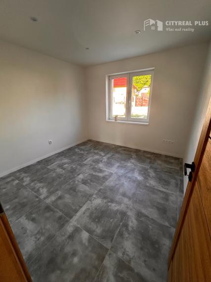 Na predaj: 3-izbová novostavba len 9km od Podhájskej