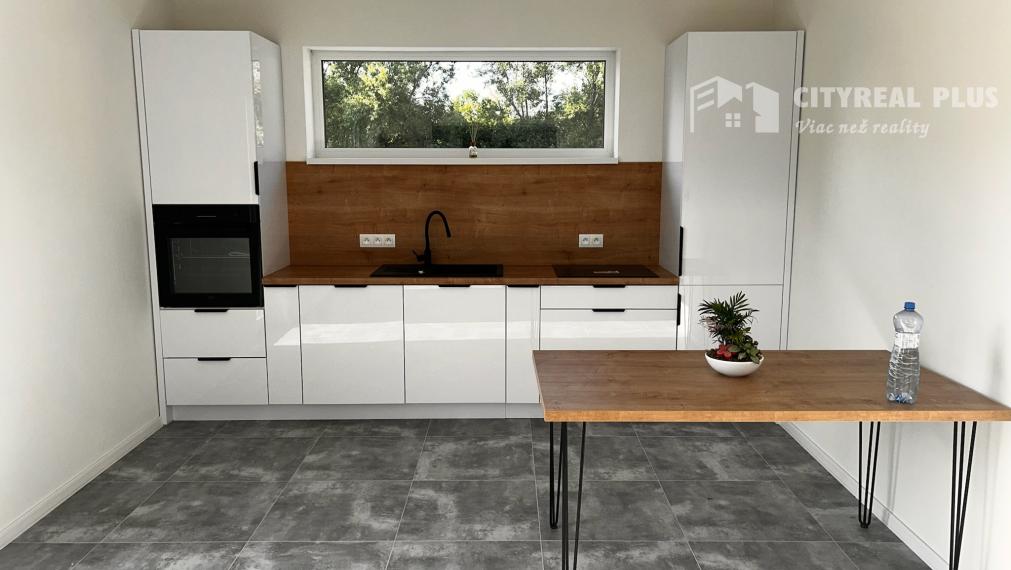 Na predaj: 3-izbová novostavba len 9km od Podhájskej