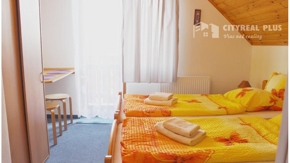 Ponúkame exkluzívne iba u nás na predaj kompletne zariadený penzión v obľúbenej rekreačnej obci Podhájska