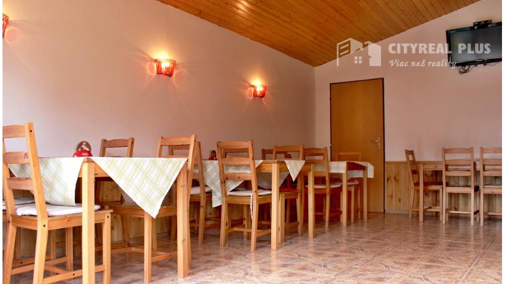 Ponúkame exkluzívne iba u nás na predaj kompletne zariadený penzión v obľúbenej rekreačnej obci Podhájska
