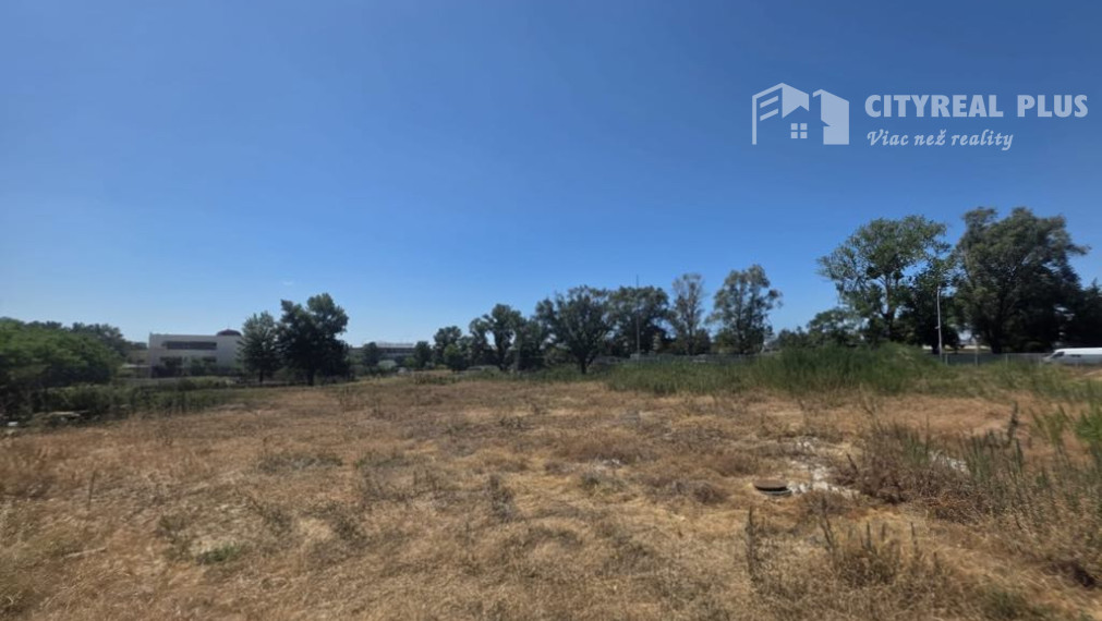 Na predaj stavebný pozemok v priemyselnom areály Nové Zámky