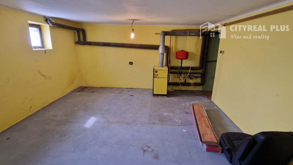 Ponúkam na predaj RODINNÝ DOM Nesvady