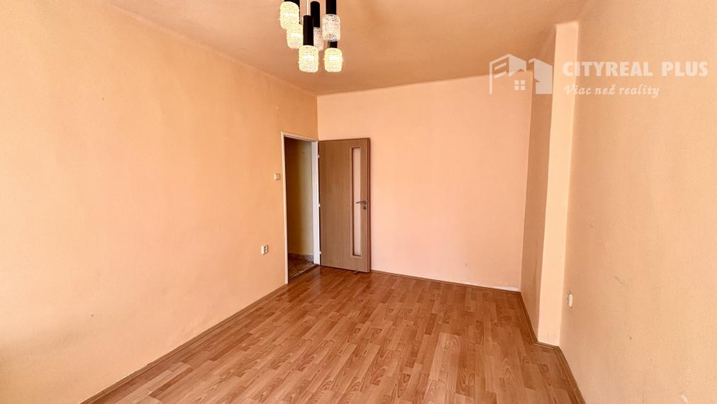 Ponúkame Vám na predaj 2 izbový byt v Nových Zámkoch
